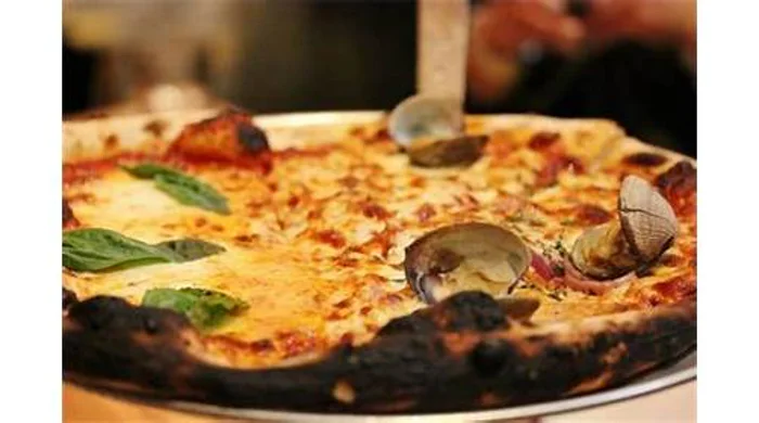 Moneyline Pizza & Bar