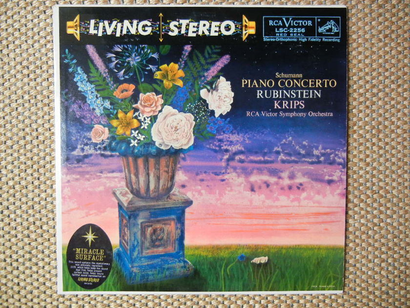 SCHUMANN/RUBINSTEIN - PIANO CONCERTO IN A MINOR OP. 54/ RCA Living Stereo LSC-2256 Shaded Dog