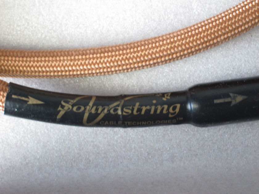 Soundstring Speaker Cables  9' Pair Spade to Banana Connectors