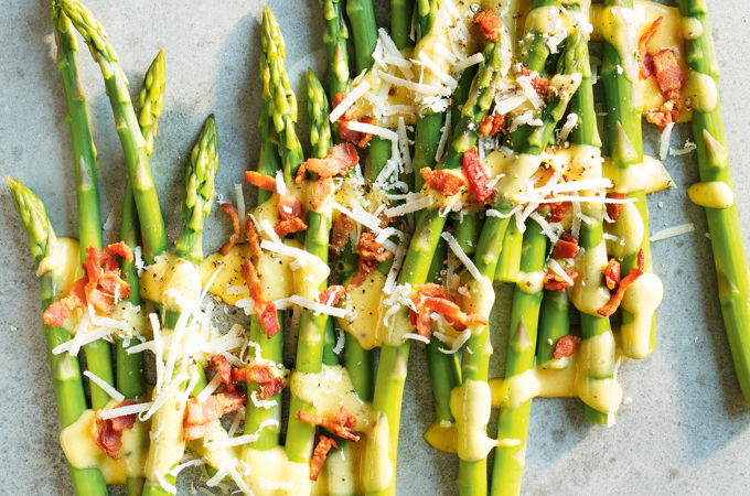 Asperges carbonara