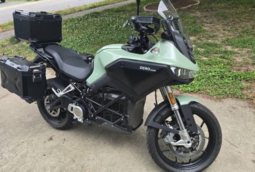 2023 ZERO DSR/X ZF 17.3 motorcycle for rent near Durham, NC