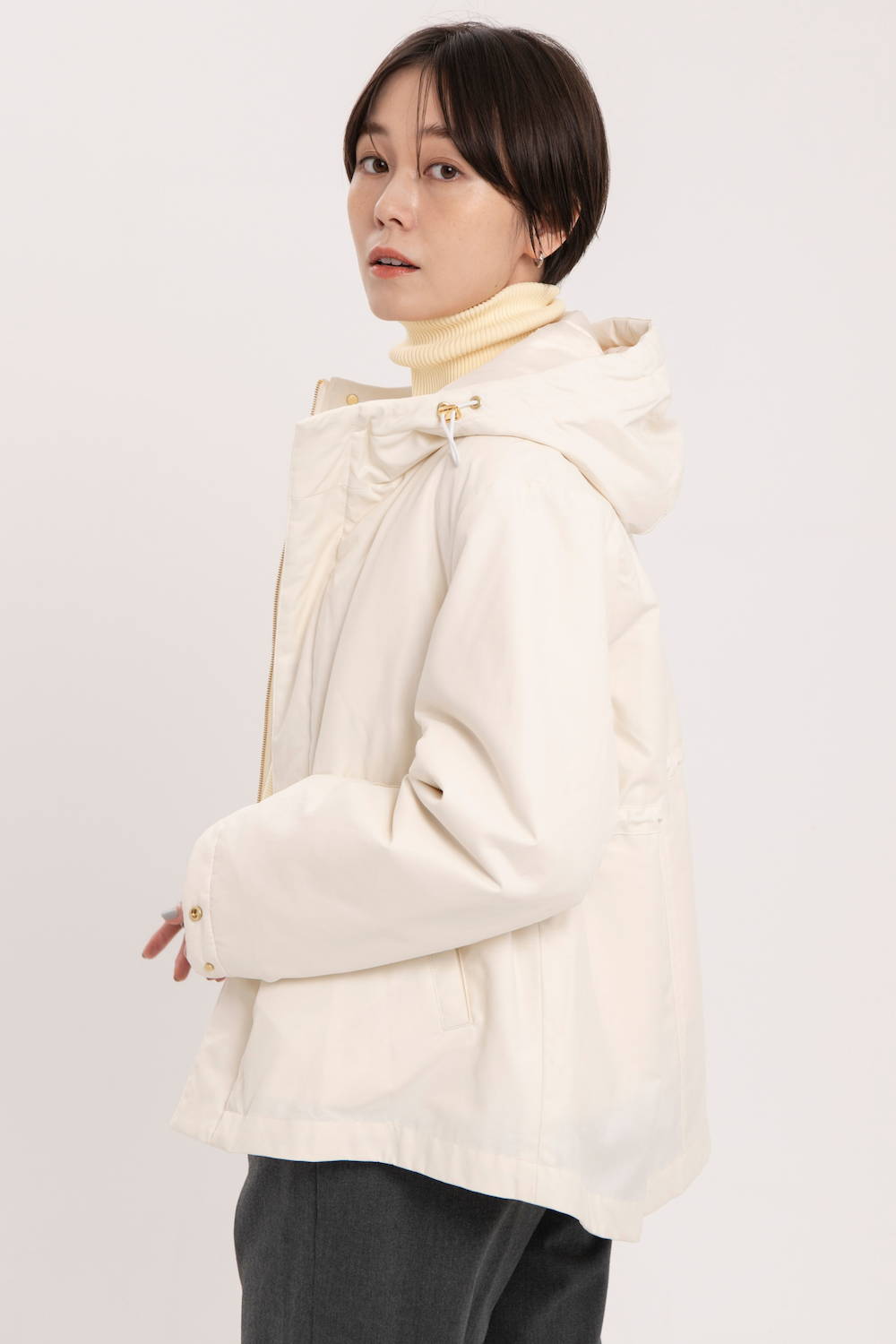 エアーライトペプラムジャケット-Women- White