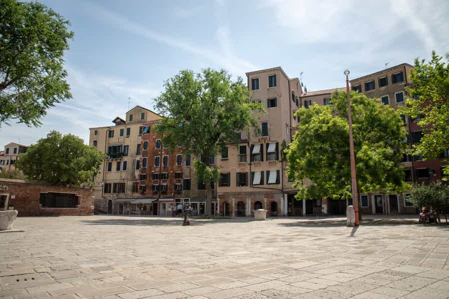 Venetian Ghetto Guided Street Food Tour and Tastings - photo 6