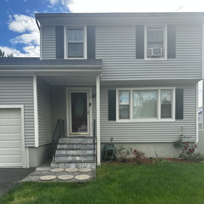 Beautiful 3 Bedroom House (2 rooms available 7/1/2025 and 1 room available 8/25/25). Looking for female tenants. $1,050 per tenant, will require 1 month security deposit. Includes all utilities.