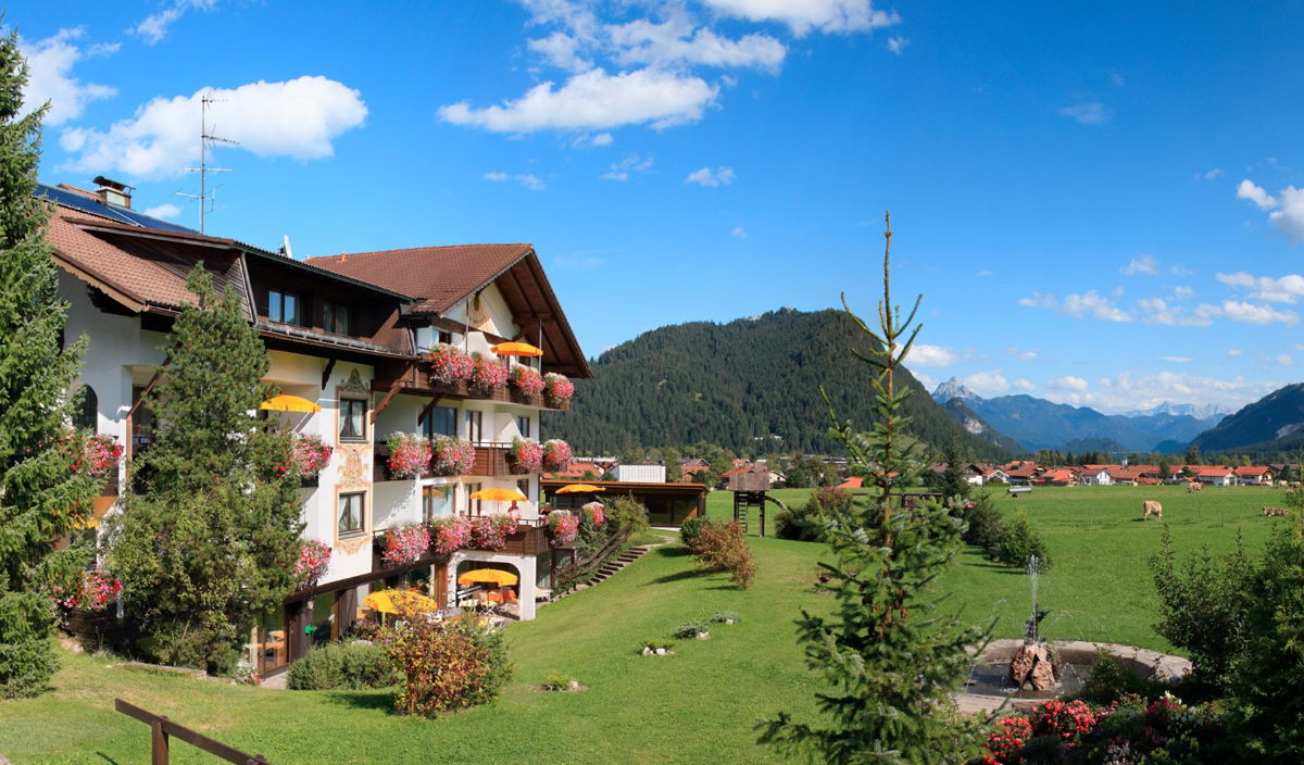 Ferienwohnung im Allgäu am Berg: von der Unterkunft aus direkt in den Alpen Wandern und Skifahren