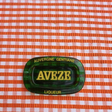Cendrier aveze liqueur vintage 