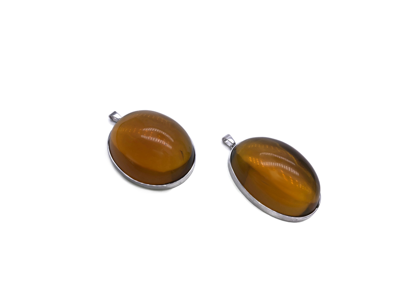 Simple pendants with amber only