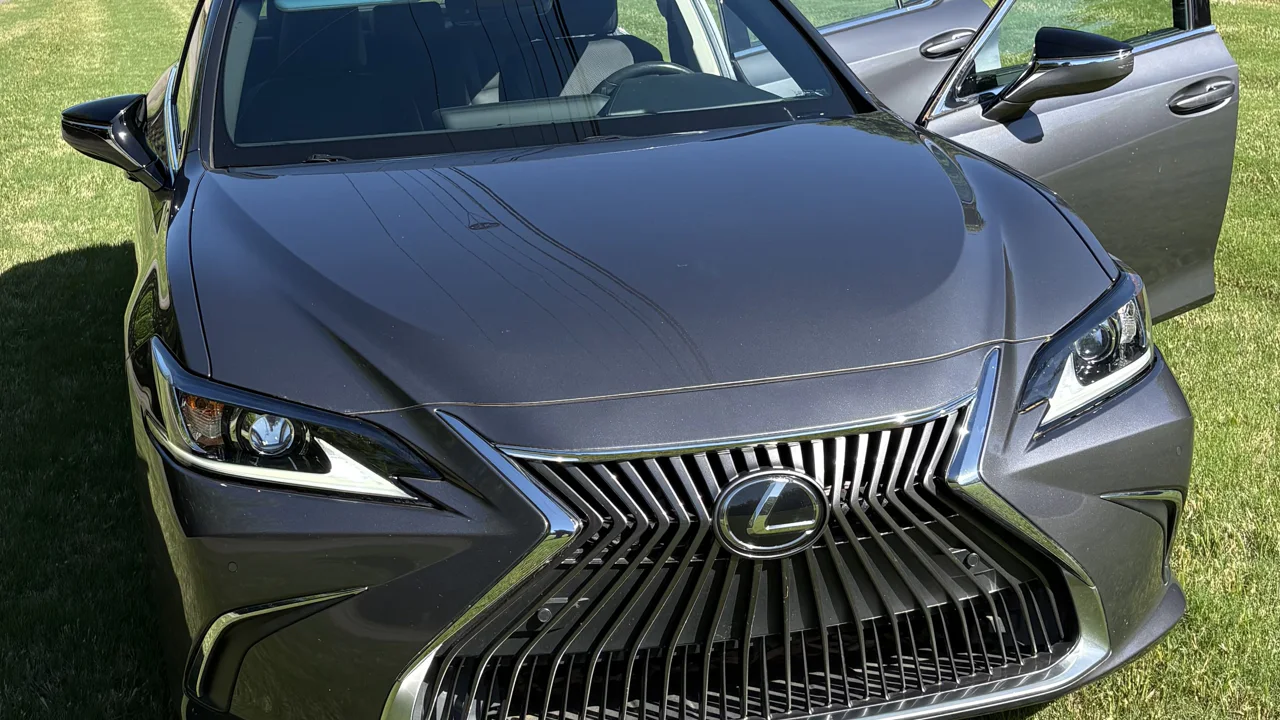 Revy Autos - The best way to sell your car, powered by AI