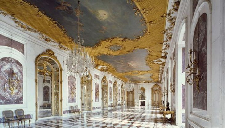 neues palais langer gang