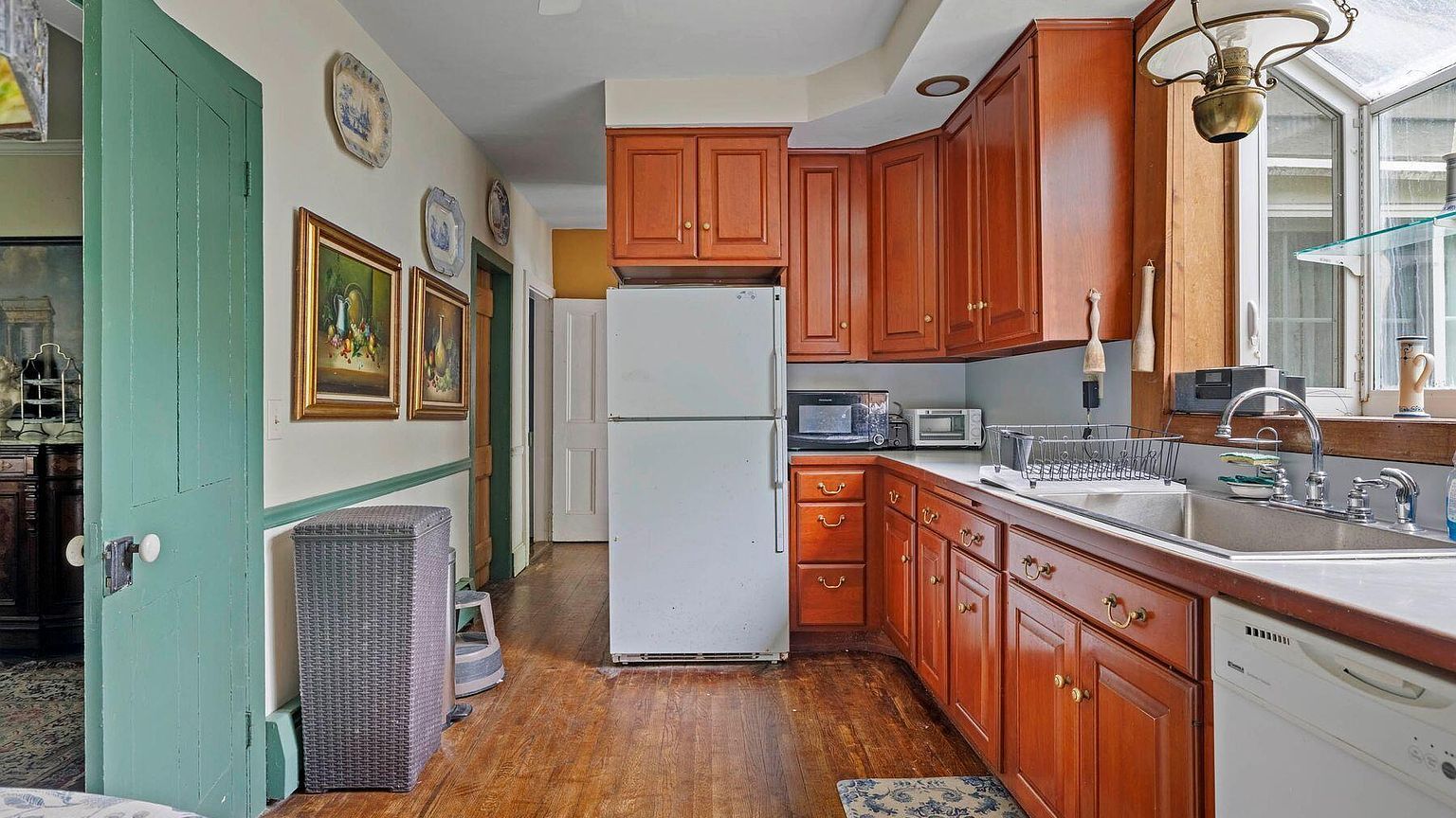 Slideshow image