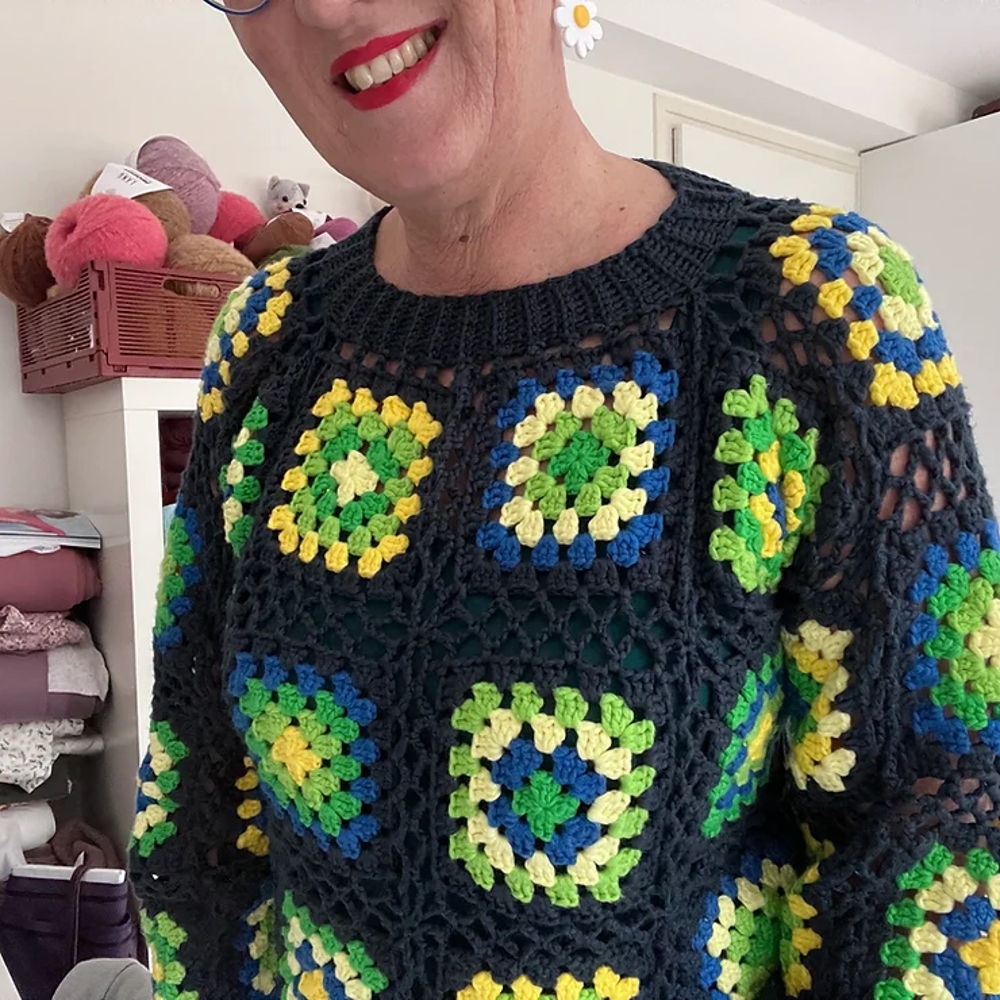 Crochet pattern for granny vest, spencer, and sweater by teacher Sas