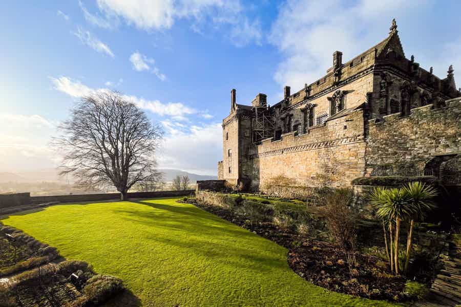 Rosslyn Chapel, Dunfermline Abbey and Stirling Castle Day Tour - photo 3