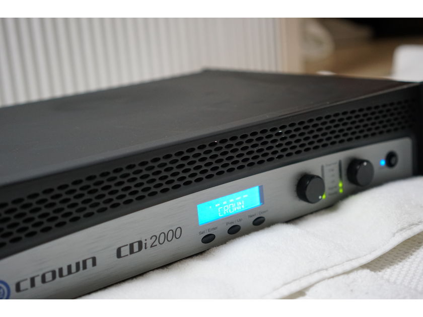 Crown Audio  CDI 2000 Solid-State 2-Channel Amplifier (800w/ch @ 4Ohm Dual)