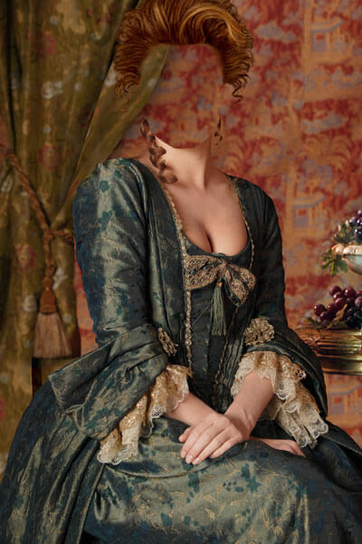 PSD исходник для монтажа - графиня в кресле