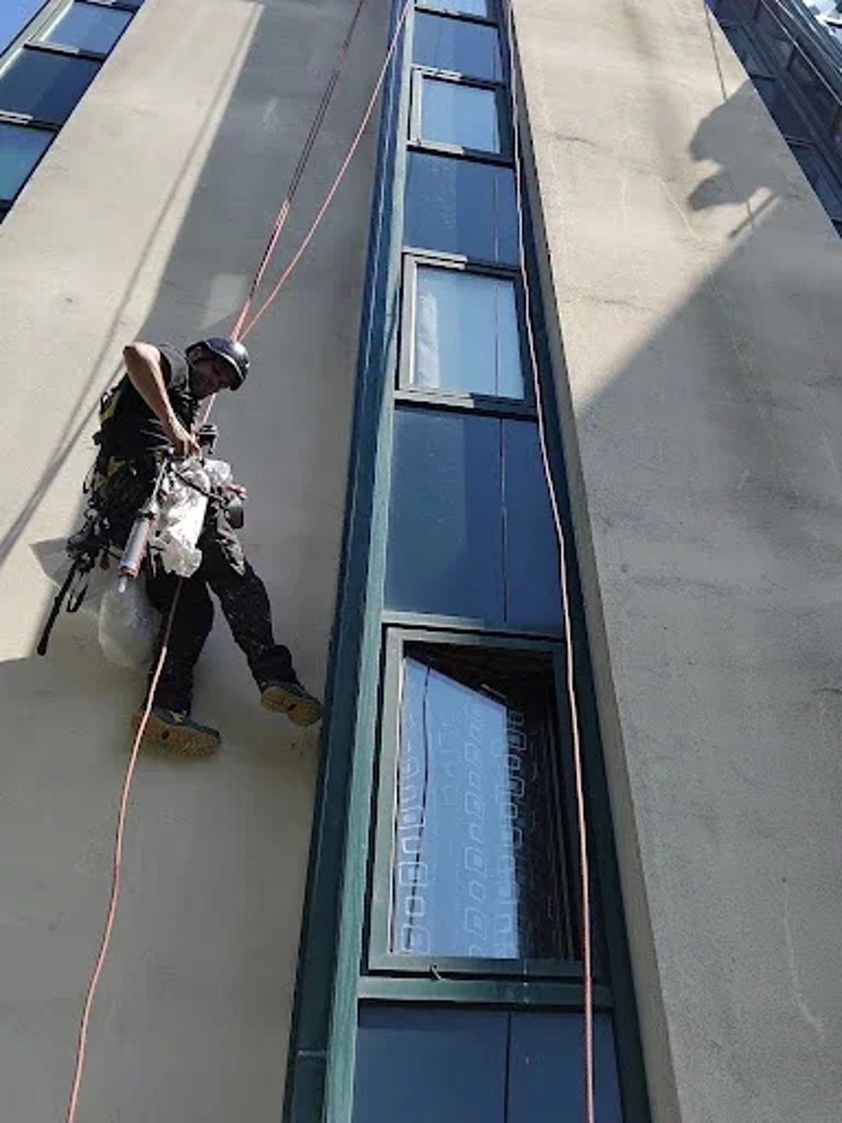 Jointement de bow window en hauteur à Bonneuil-sur-Marne — Python Hauteur