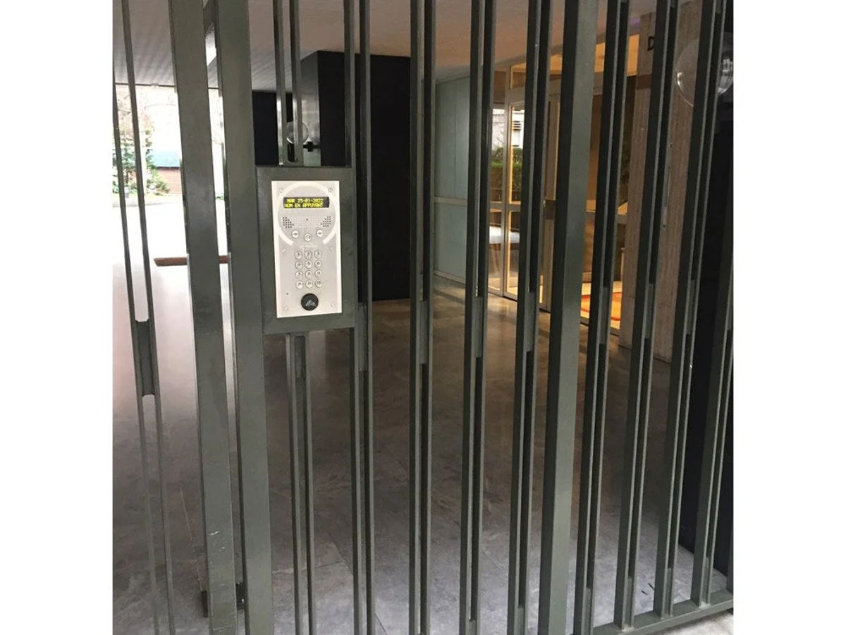 Pose d'une interphonie GSM dans une copropriété (SDC du 6 Mirabeau / Nexity) à Paris — TELEANTEN