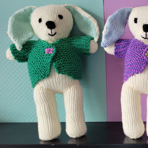 Little rabbit soft toy in 8 ply