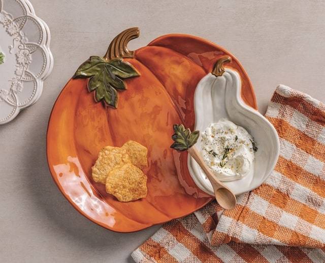 outdoor decoration nutcrackers with wreath and candy cane