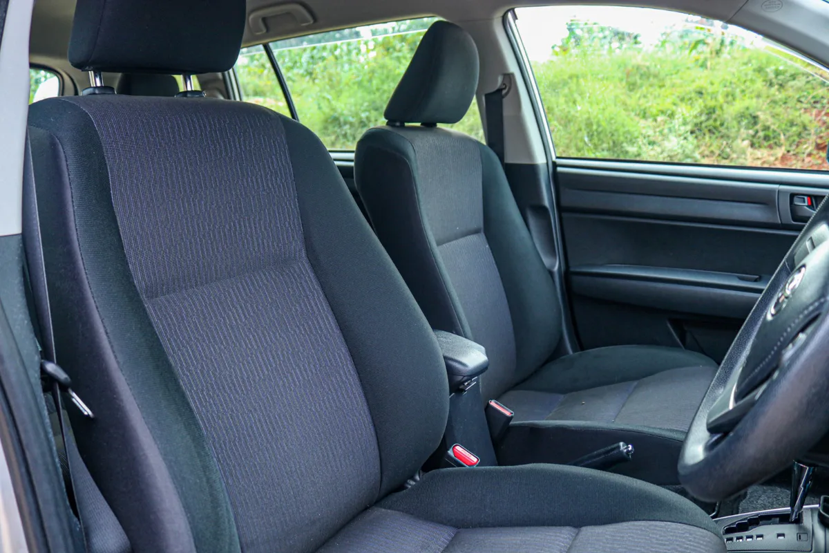 2016 Toyota Fielder Hybrid — Royal Max Motors — photo 12 of 17