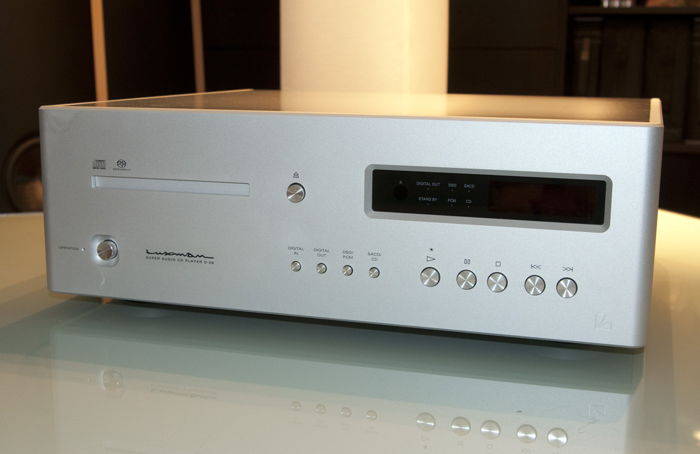 Luxman D0-8 Stereo CD/SACD Player