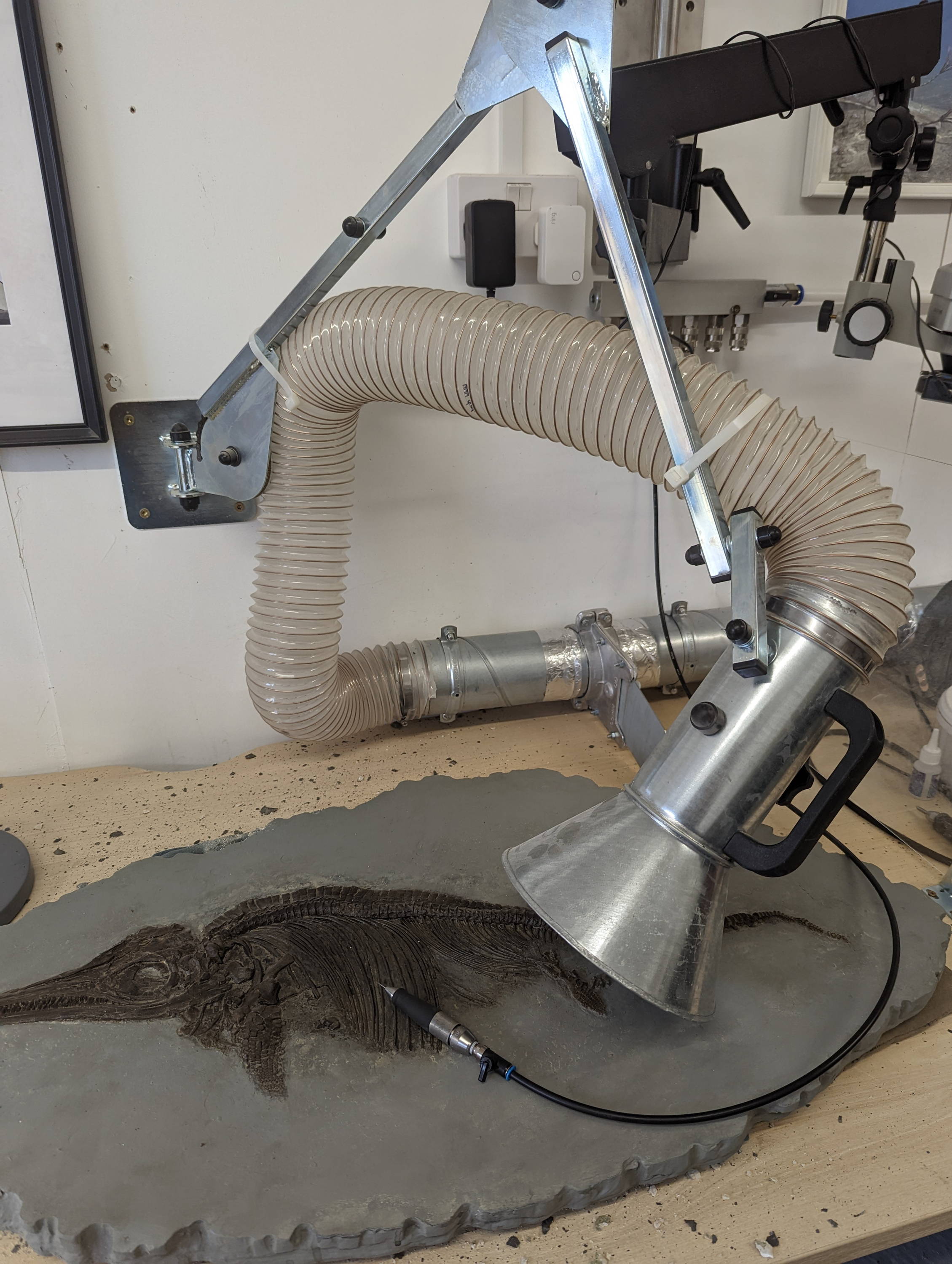 fossil prep dust extraction flexible arm