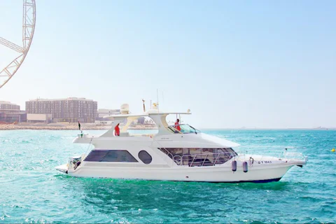 1 Hours Sightseeing Luxury Yacht Tour