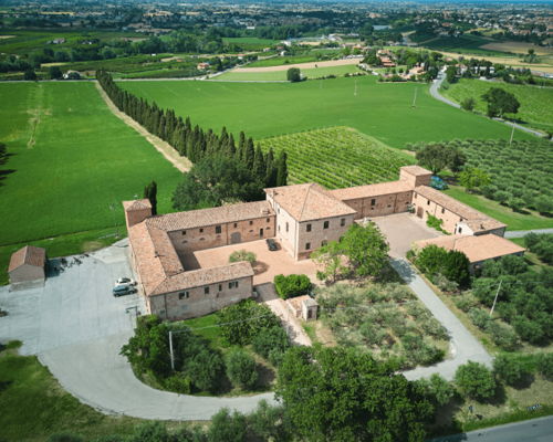 Food & Wine Tours Montalbano: Visit to Ribano Castle with an aperitif from Romagna