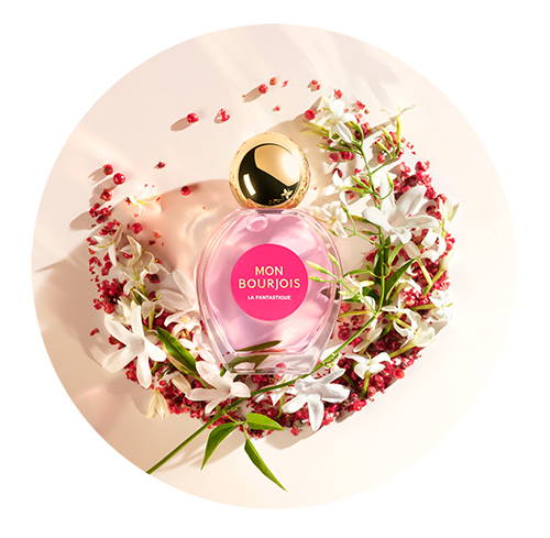 Parfum entouré de baies jasmin rose
