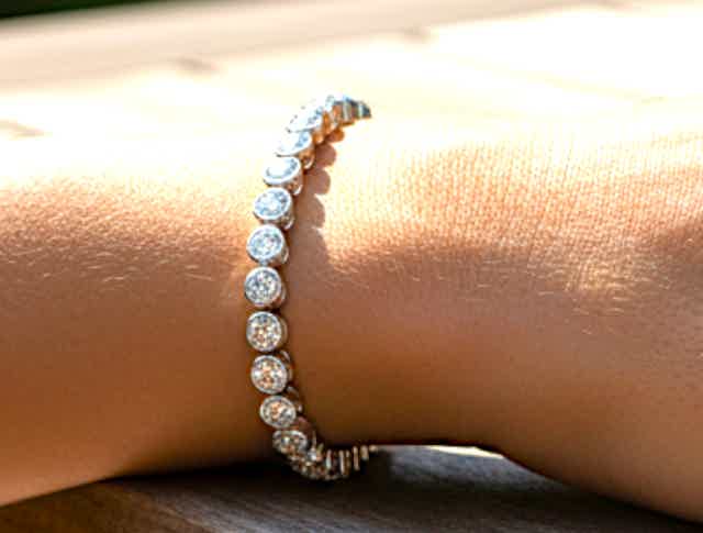 Shop diamond tennis bracelets - Pobjoy Diamonds 