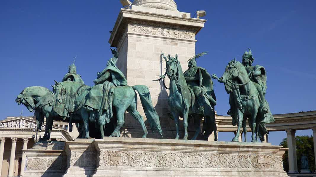 Discover Budapest: 4-Hour Tour of Pest & Buda - photo 1
