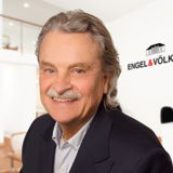 Jürgen van Schöll ist Immobilienmakler bei Engel & Völkers Kappeln.