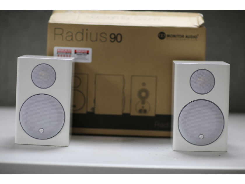 Monitor Audio  Radius 90 Bookshelf Speakers(pair) Authorized Seller/full warranty/free shipping !