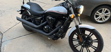 2013 KAWASAKI VULCAN 900 CUSTOM motorcycle for rent near AUGUSTA, KS