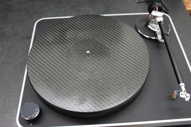 TTW Audio New !! Intro Price: Carbon Fibre LP Turntable...