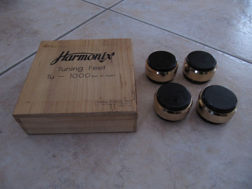 Combak Harmonix TU-1000     1 set of 4 pc