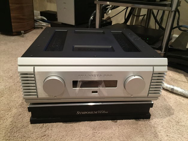 Musical Fidelity Nu-Vista 800 integrated amp trade-in