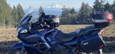 2013 TRIUMPH TROPHY SE motorcycle for rent near Hillsboro, OR