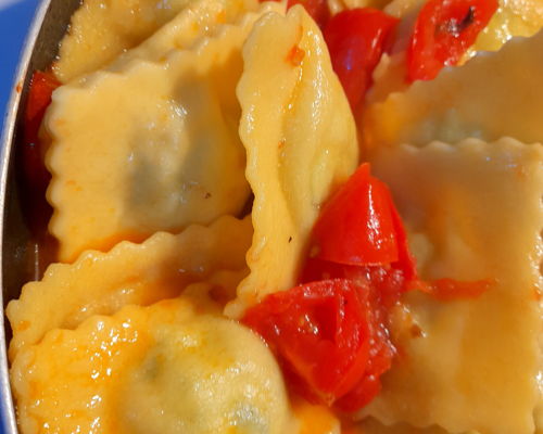 Cooking classes Copertino: Tradition in the kitchen: ravioli and tiramisu