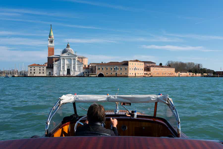 Venice Airport: Private Water Taxi Transfer to/from Venice - photo 3