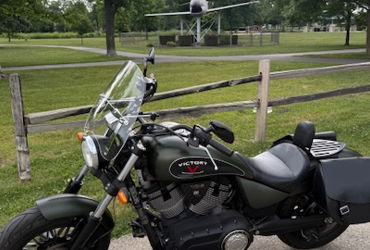 2015 VICTORY GUNNER motorcycle for rent near Brookfield, IL