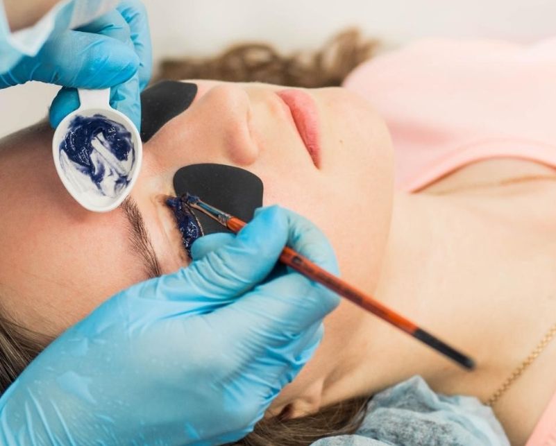 Eye Lash Tinting