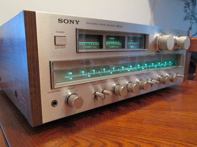 Sony  STR-V5 Vintage Stereo Receiver, 1 Owner, Excellen...