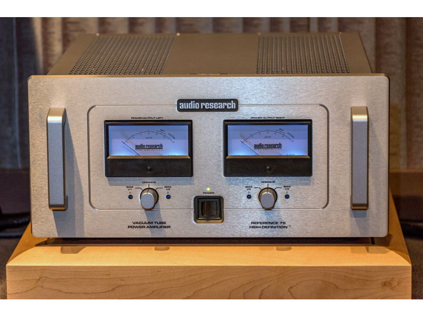 Audio Research Reference 75 SE Superb 75 w/ch power amp, Silver finish--PRICE DROP!!!