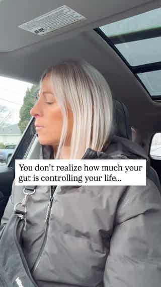 You don’t wake up one day with a “fixed” gut.
What actually happens is much quieter than that.

You ...