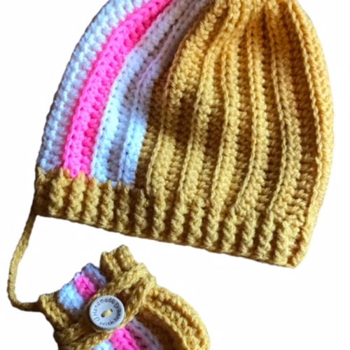 Knitting pattern for ribbed scarf, hat, and mittens with stripes