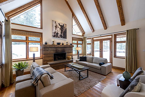  St. Moritz
- Chalet with a warm, inviting ambience in Whistler