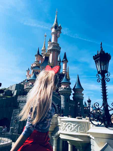 1-Day, 1-Park: Disneyland® Paris Ticket + Free Disney Guide Book - photo 2