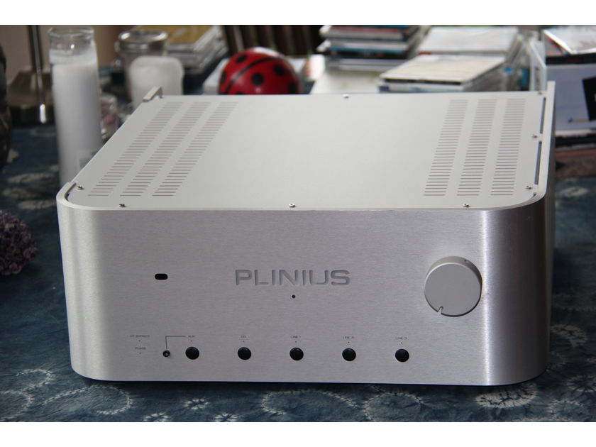 Plinius Hiato Powerful Plinius Integrated Amp