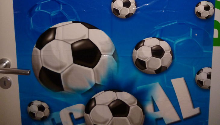 jumpin dresden fußball party ab jahre