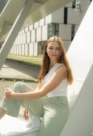 Loes Van Looke